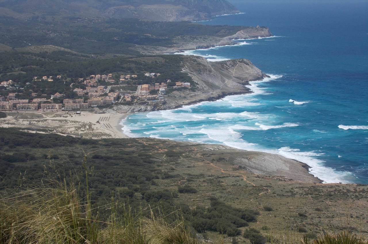 Cala Mesquida Ort mit Bucht