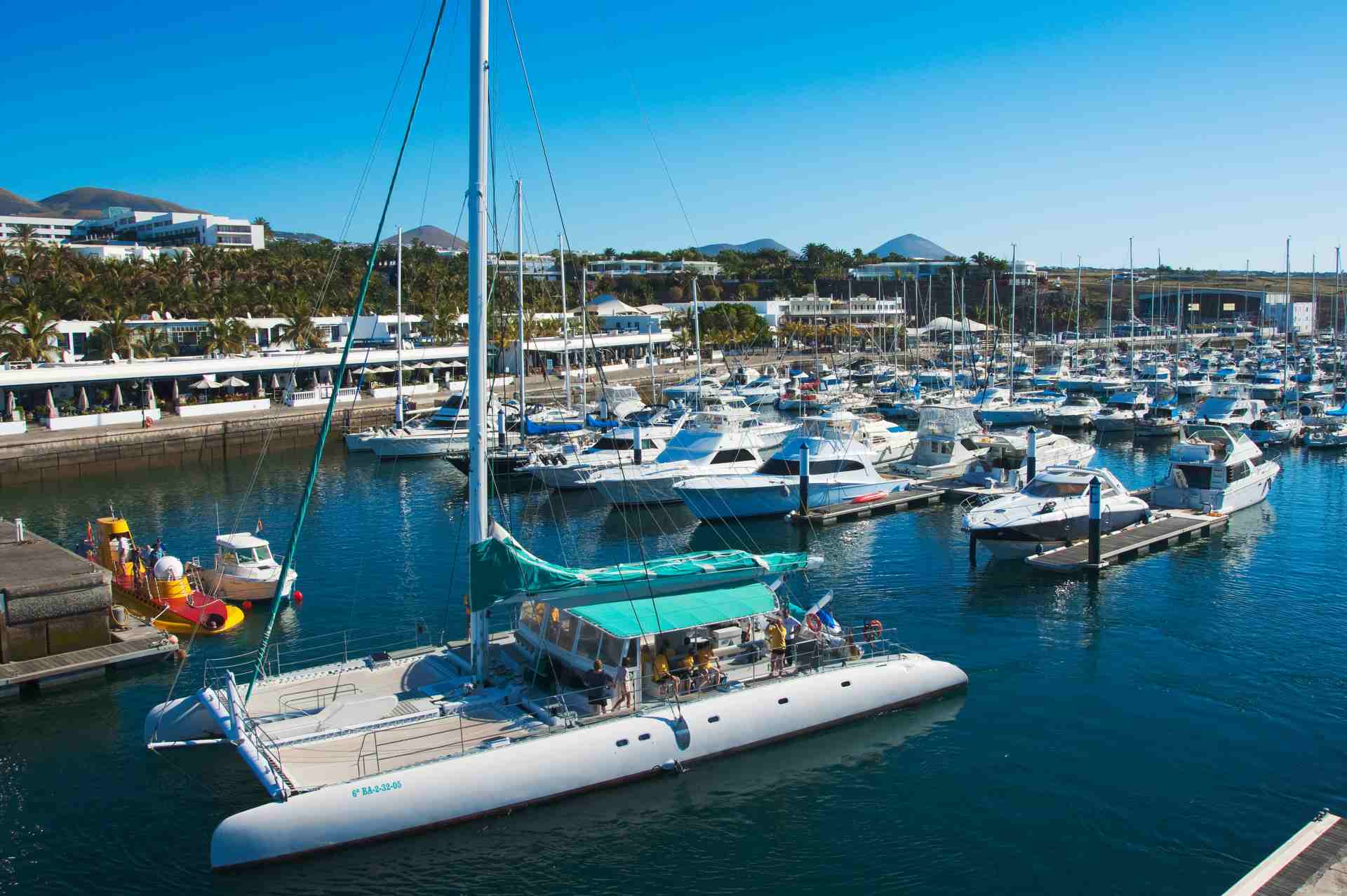 Yachthafen von Puerto Calero auf Lanzarote