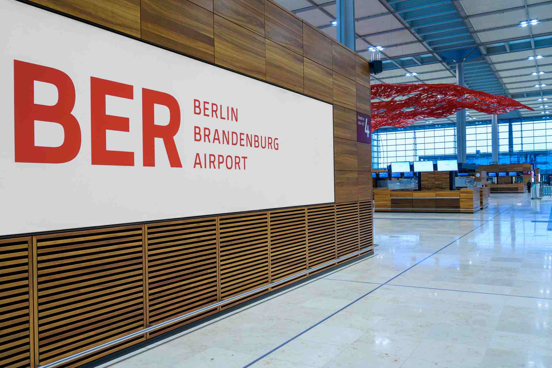 Flughafen Berlin Brandenburg Schriftzug