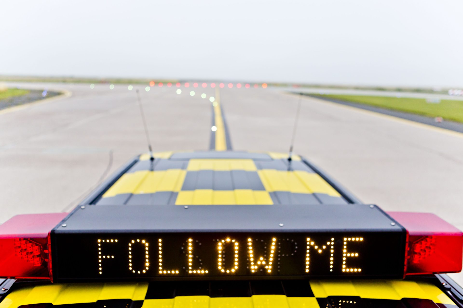 Flughafen Bremen Follow Me