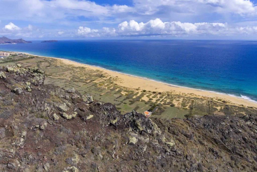 Mondähnliche Landschaft auf Porto Santo