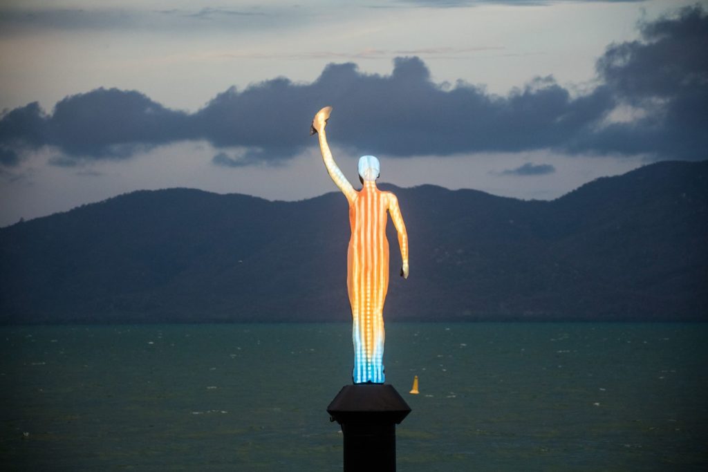 Ocean Siren - solarbetriebene Skulptur in Townsville