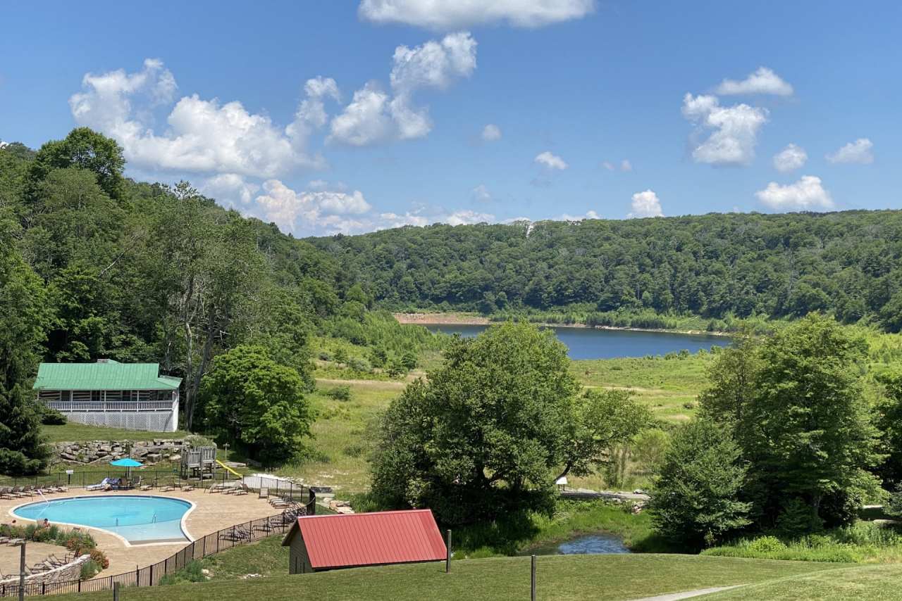 See an der Mountain Lake Lodge Dirty Dancing