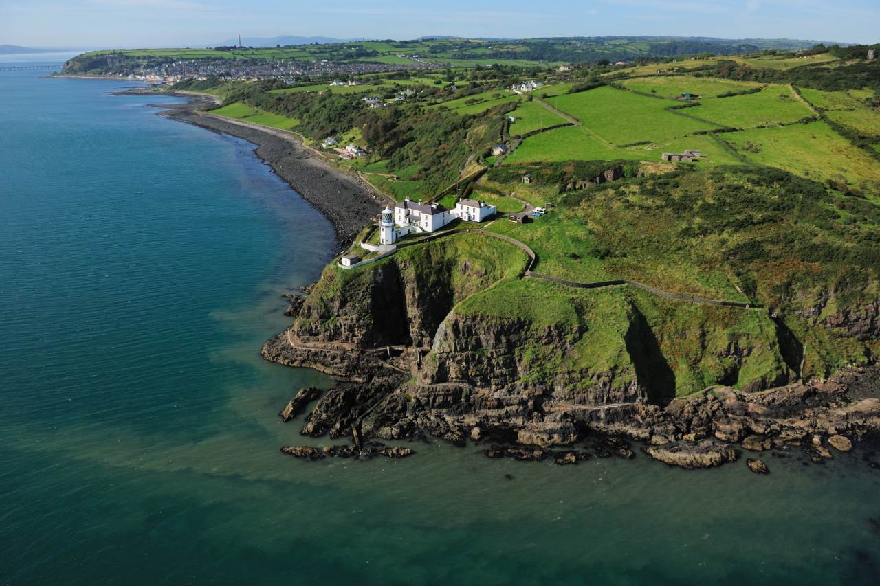 Leuchtturm von Blackhead in Irland