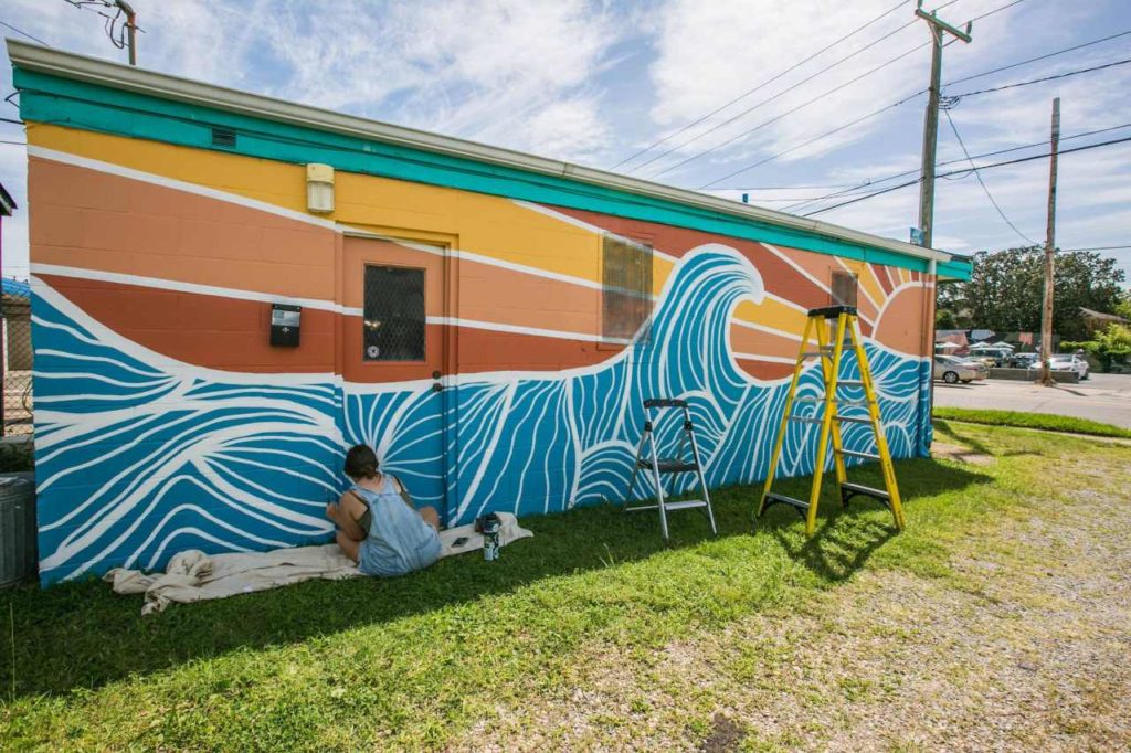 Geometrische Farbenspiele bei Mural Street Art Virginia Beach