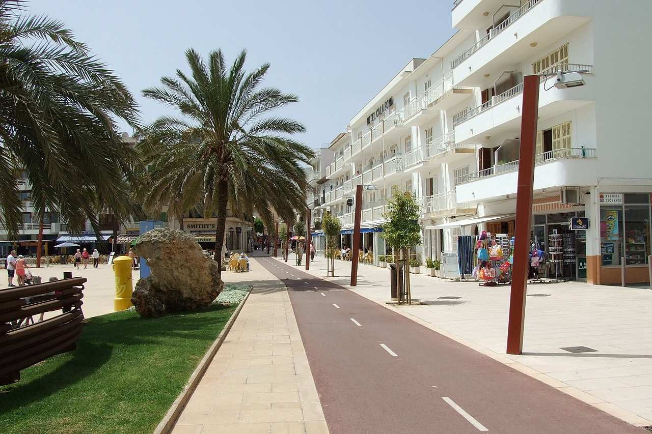 Promenade von Cala Bona