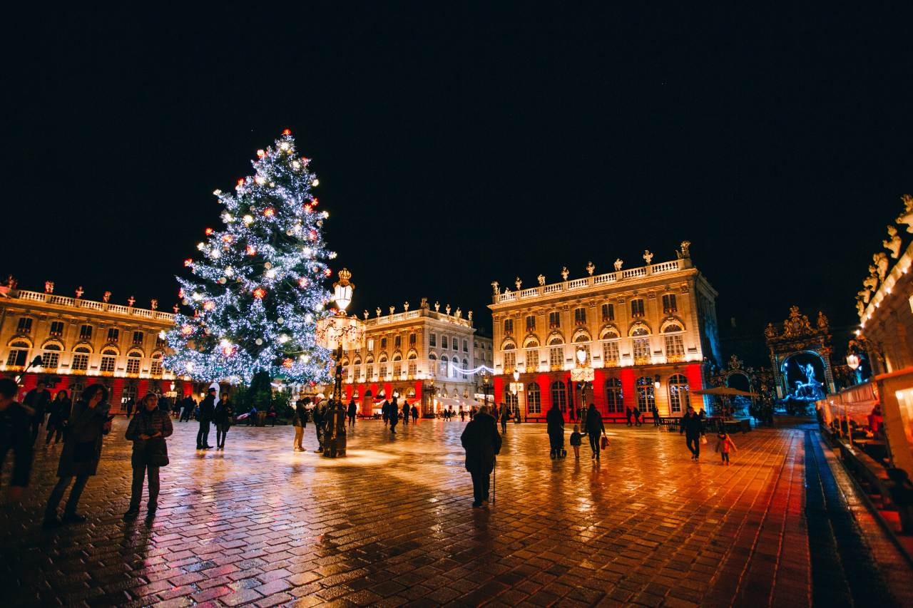 Weihnachtsstimmung auf der Place Stanislas in Nancy