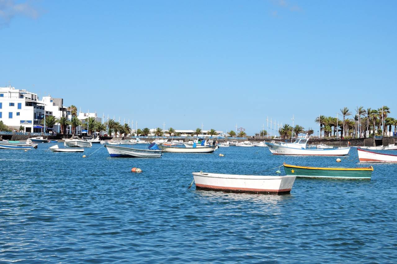 Fischerboote im Hafen von Arrecife