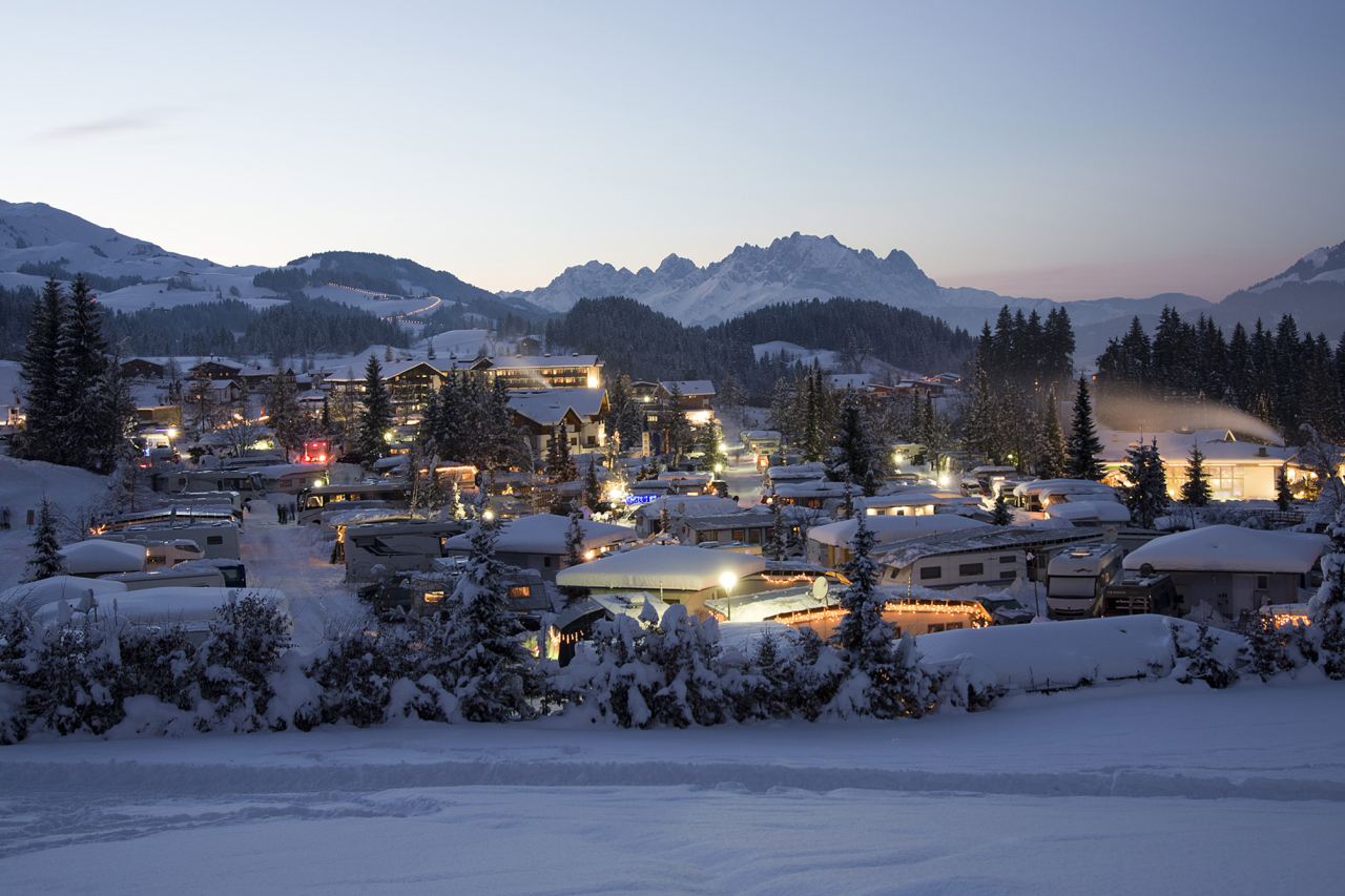 Tirol Camp in Fieberbrunn im Winter