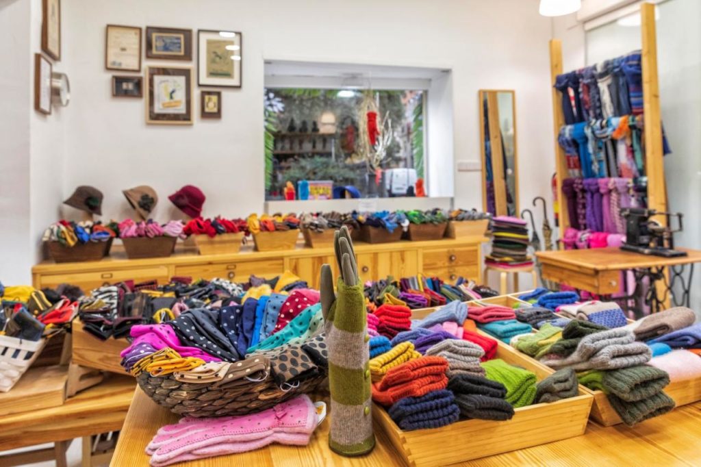 Handschuhgeschäft in Madrid mit Santacana Handschuhen