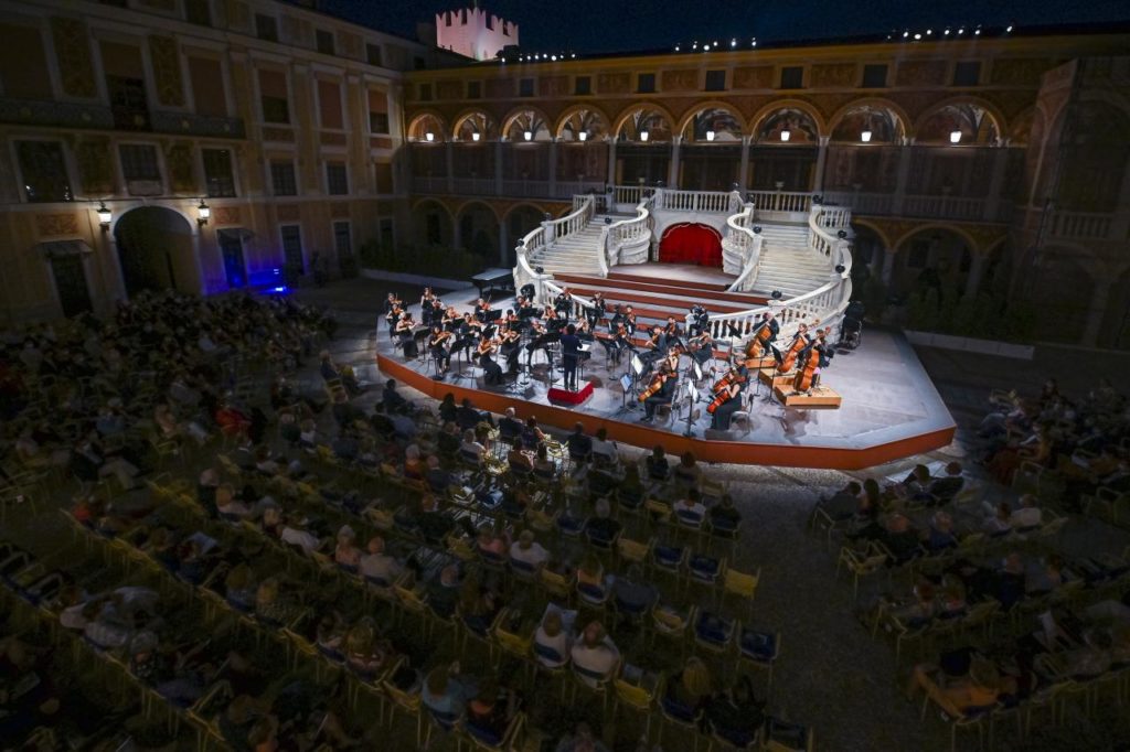 Konzert im Ehrenhof des Fürstenpalastes Monaco