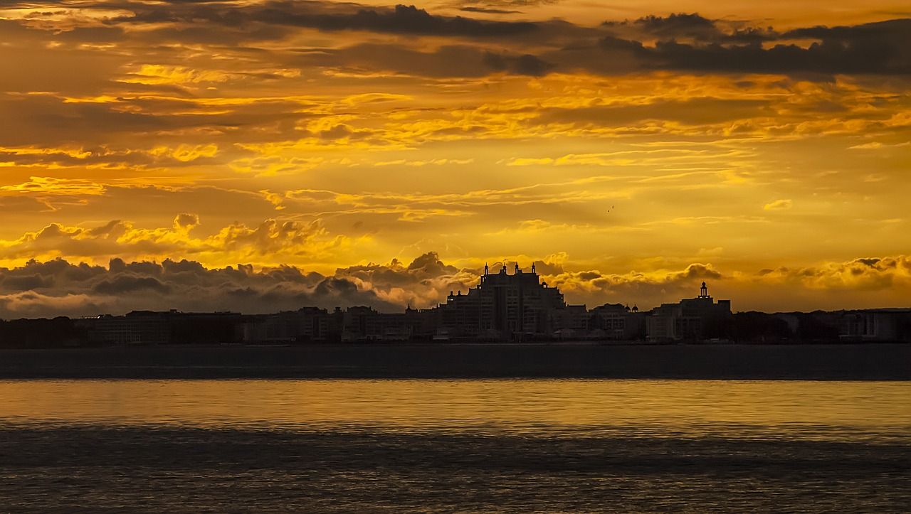 Pomorie Sonnenuntergang Spätsommer