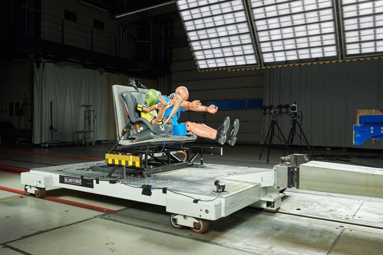 ADAC Crashtest Wohnmobil-Rückbänke