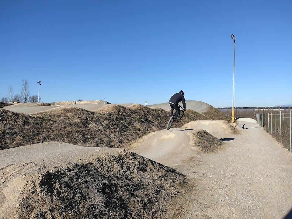 Dirt Jump Bike Aventura Park