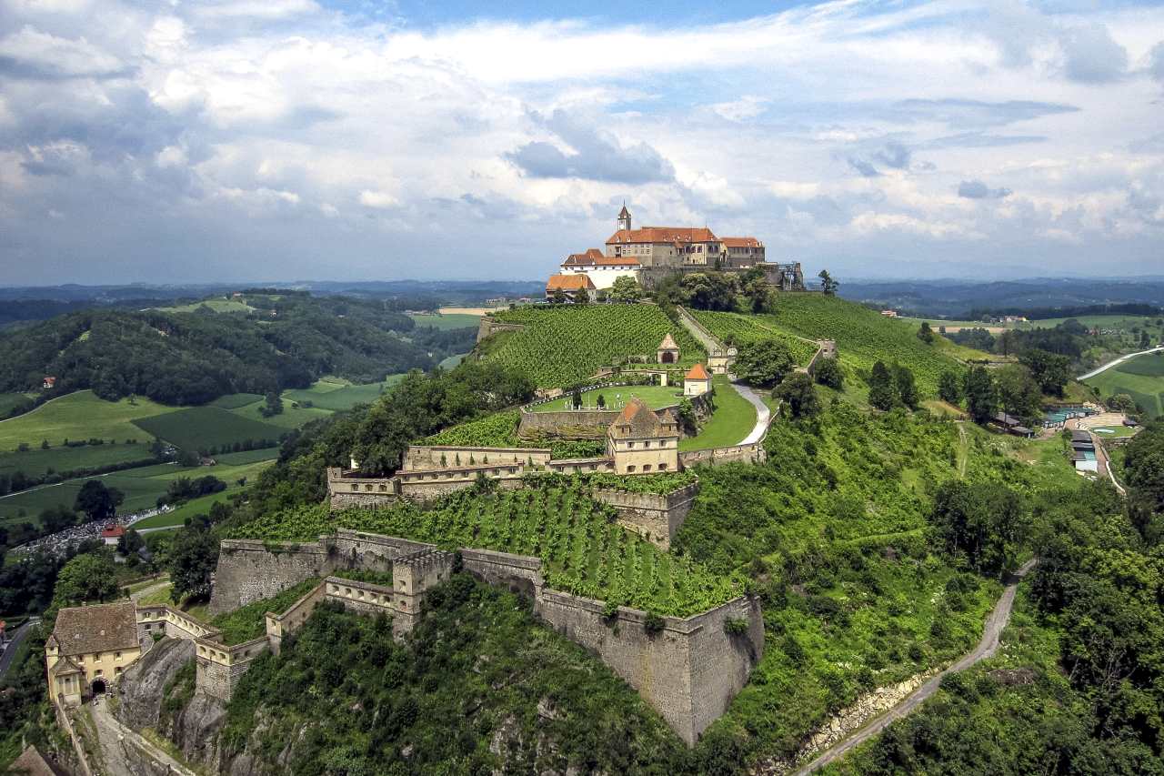 Riegersburg Vulkanfelsen Südsteiermark