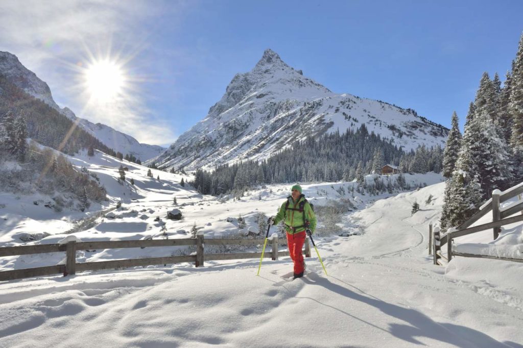 Schneeschuh-Geher St. Anton