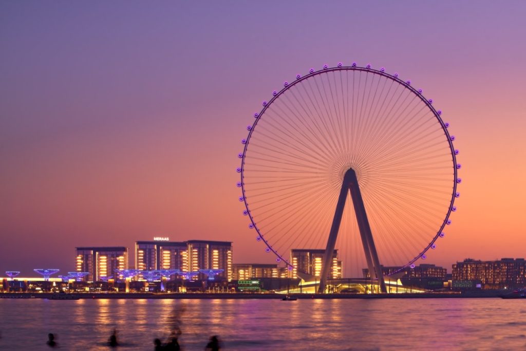 Riesenrad Ain Dubai bei Sonnenuntergang