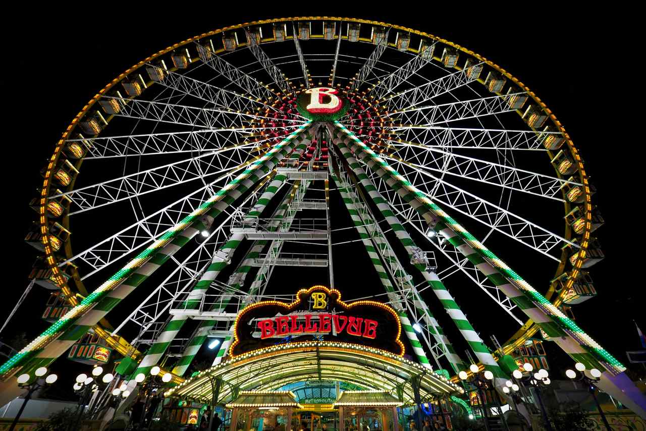 Riesenrad auf der Schueberfouer in Luxemburg