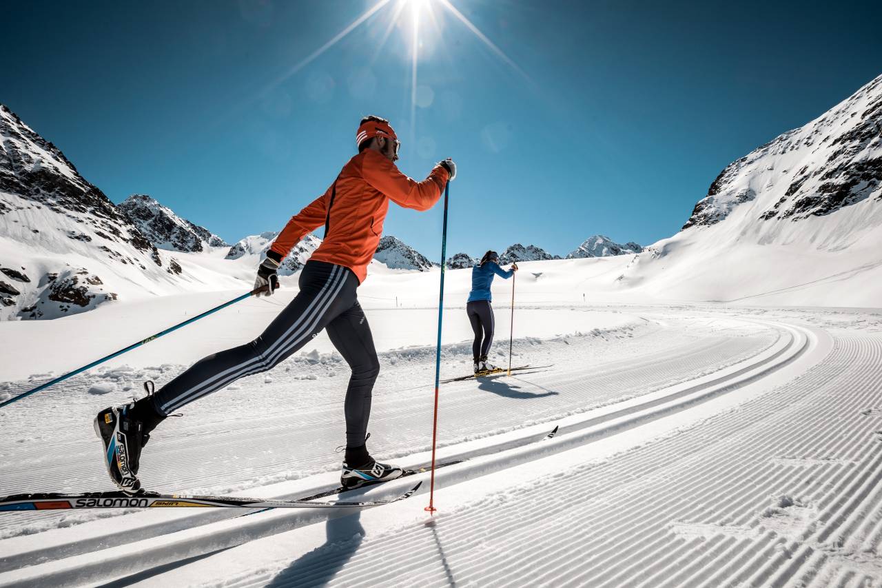 Ski-Langläufer am Pitztaler Gletscher