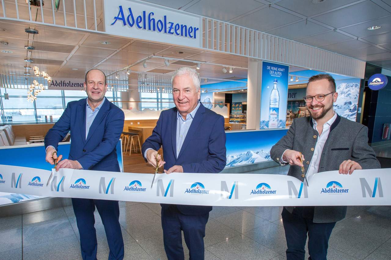 Eröffnung Adelholzener Bar Flughafen München