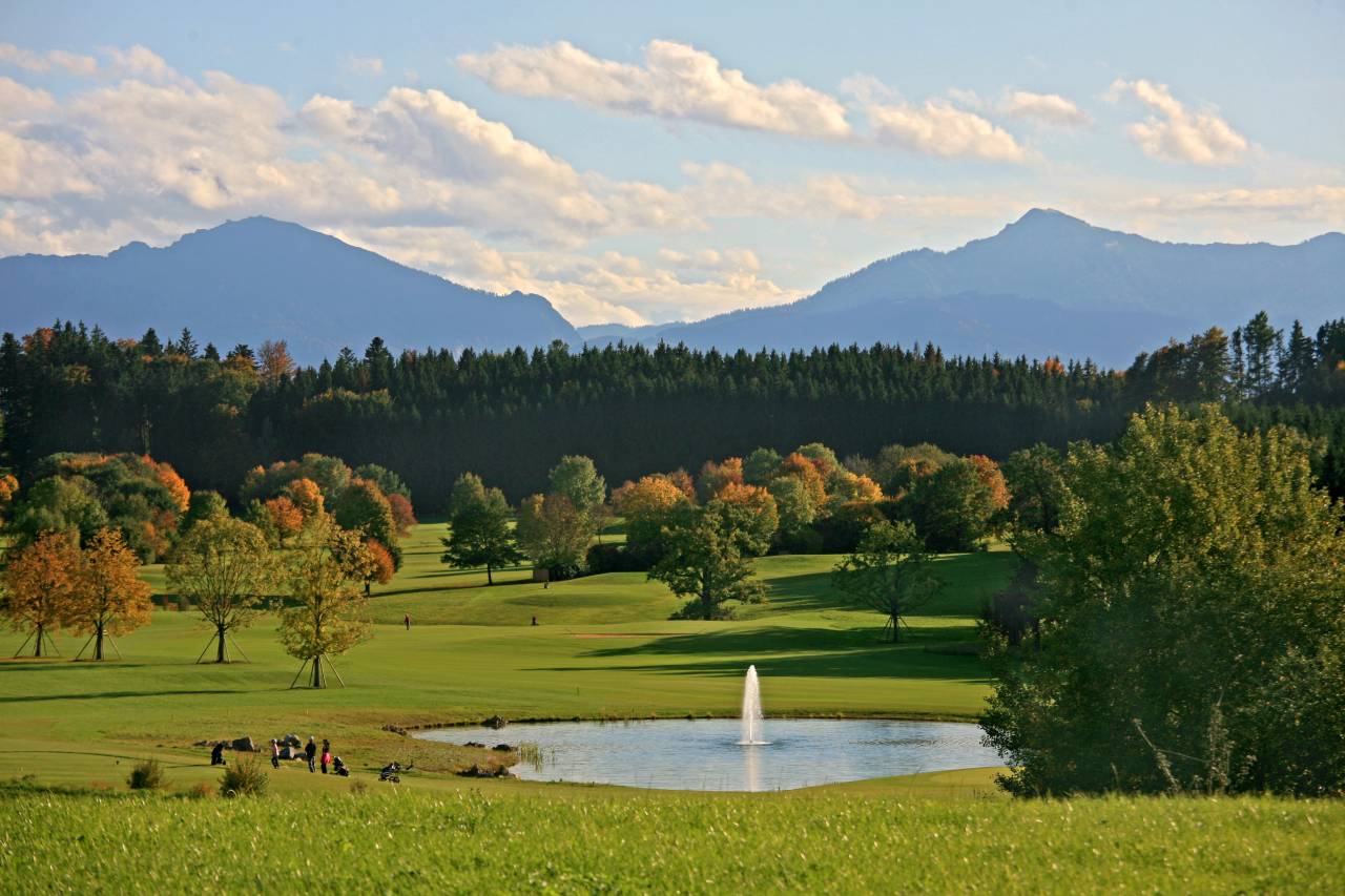 Golfen mit Ausblick im Chiemgau