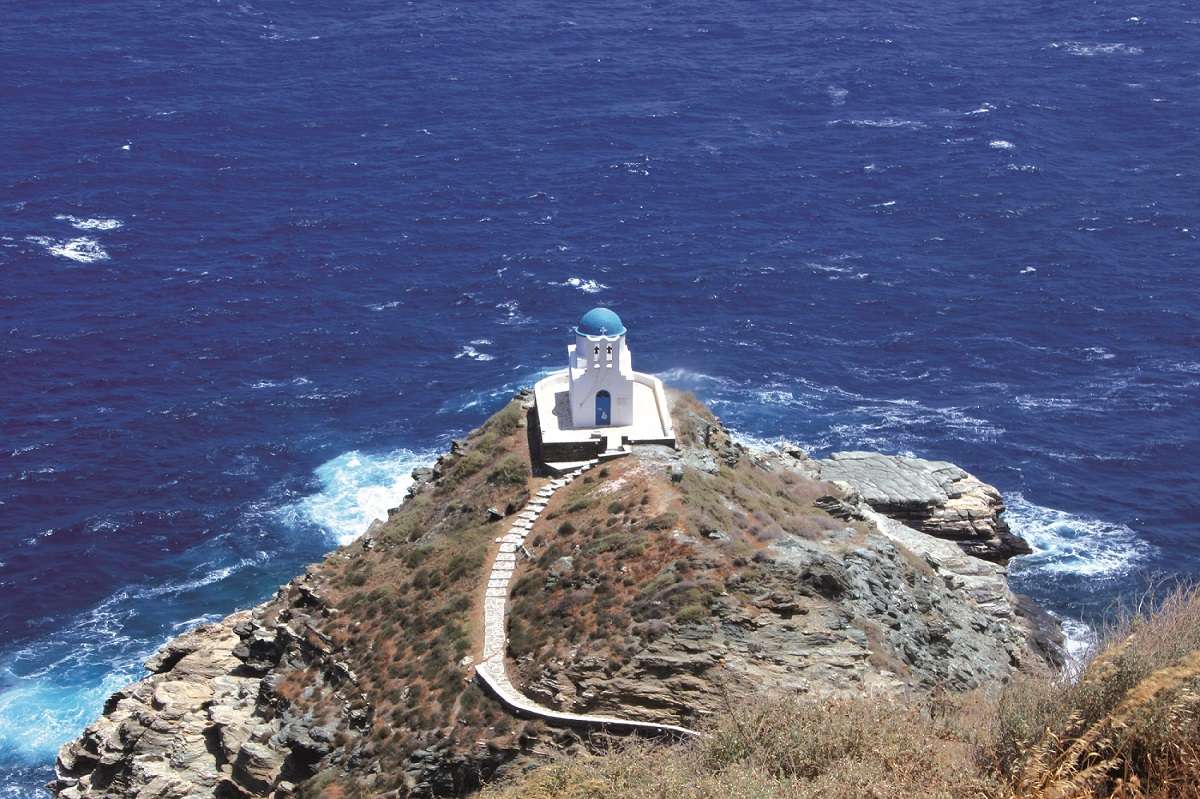 Kirche am Meer auf Sifnos