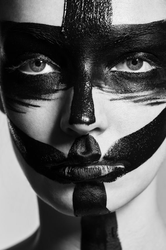 Bruno Poinsard Black Magic Gesicht