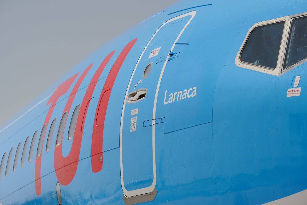 TUI fly Boeing 737 Larnaca
