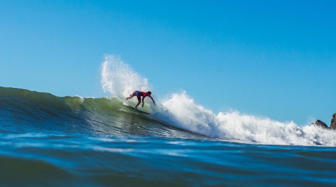 Surfer Las Flores El Salvador