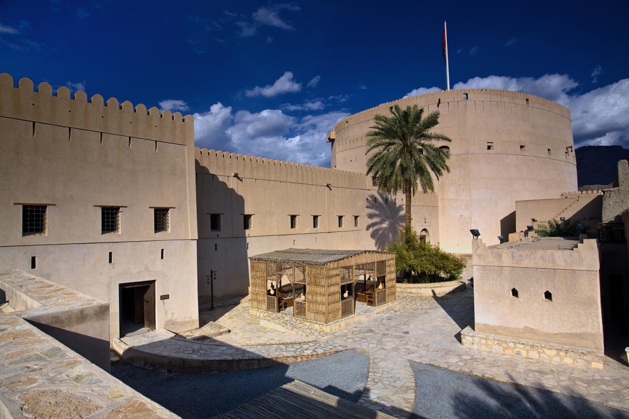 Nizwa Festung Innenhof