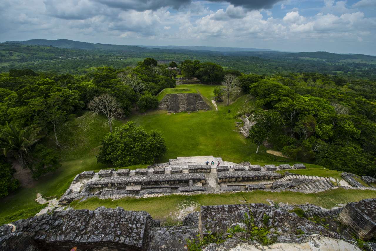 Maya Ruinen Xunantunich Belize aus der Luft