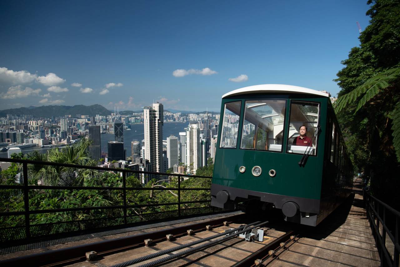 Neue Peak Tram