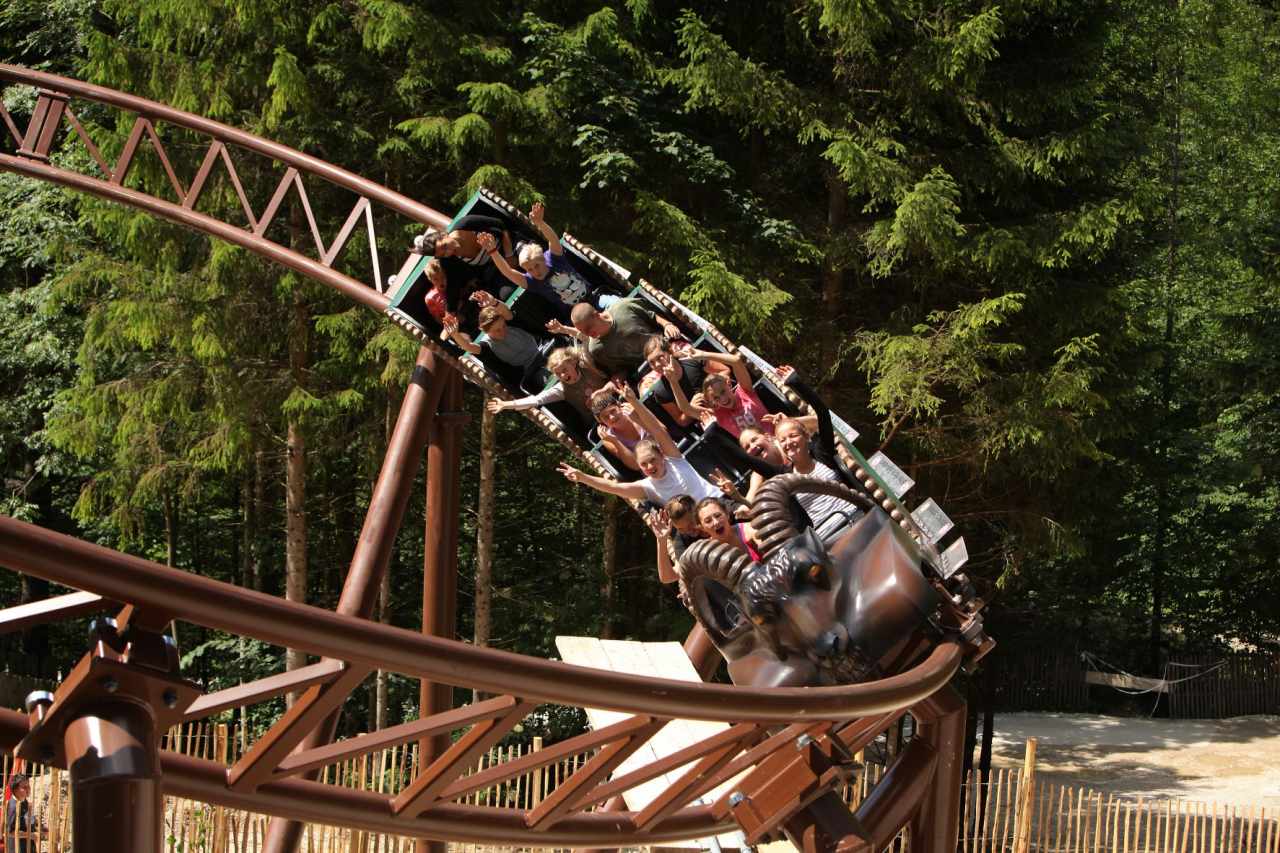 Achterbahn Gipfelstürmer Freizeitpark Ruhpolding