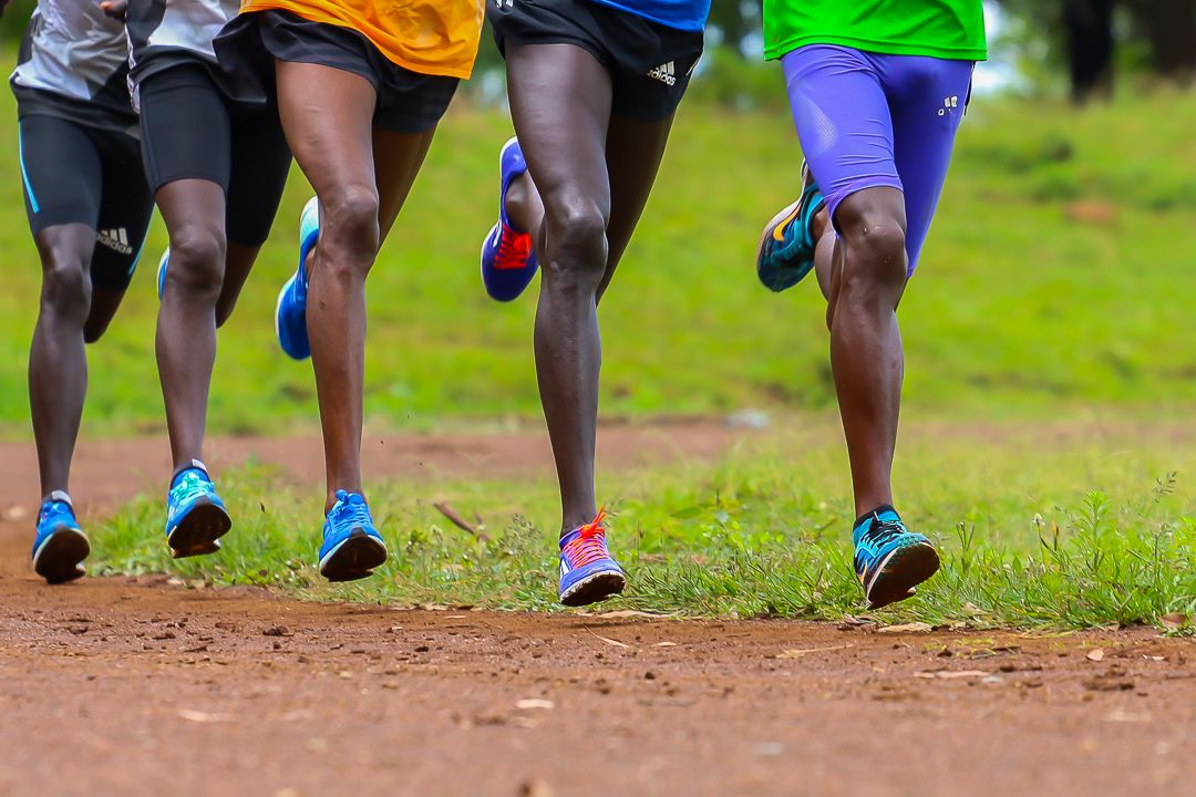 Kenianische Läufer beim Training