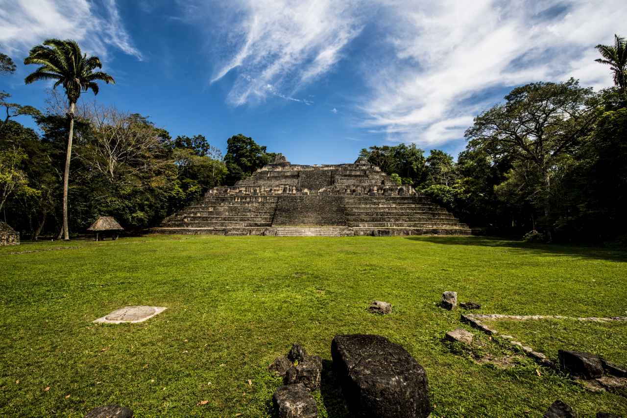 Maya Tempel Caracol Belize