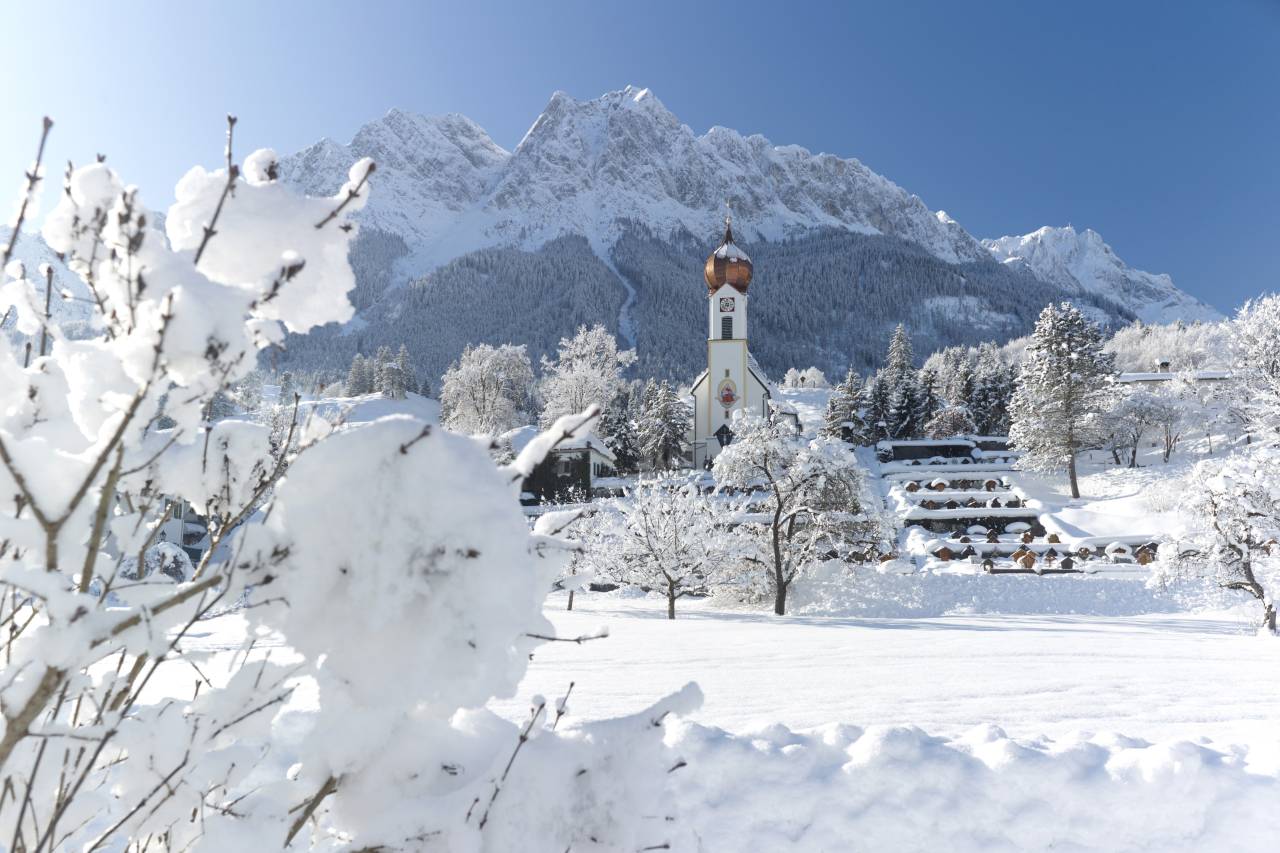 Winterliches Zugspitzdorf Grainau