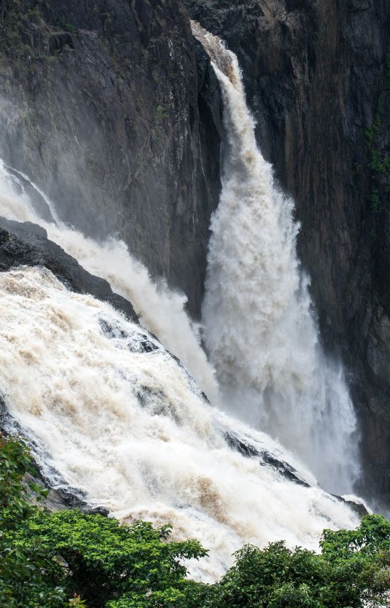 Barron Falls Wassermassen Regenzeit