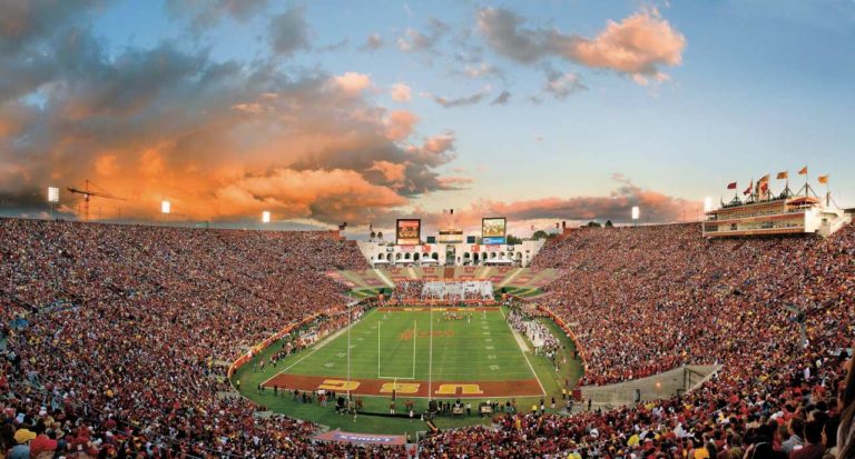 Los Angeles Memorial Coliseum feiert 100jähriges Bestehen