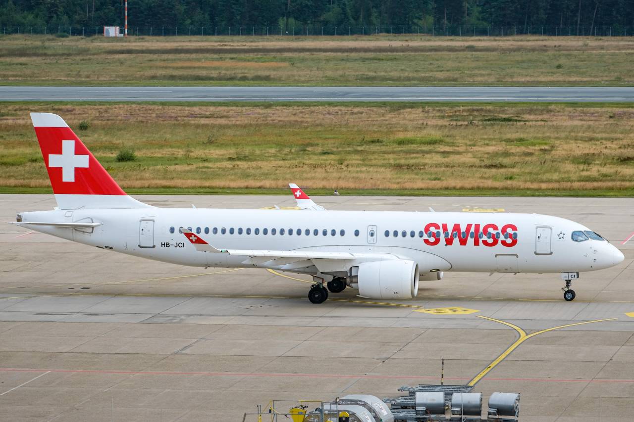 SWISS Airbus A220-300 Nürnberg Zürich