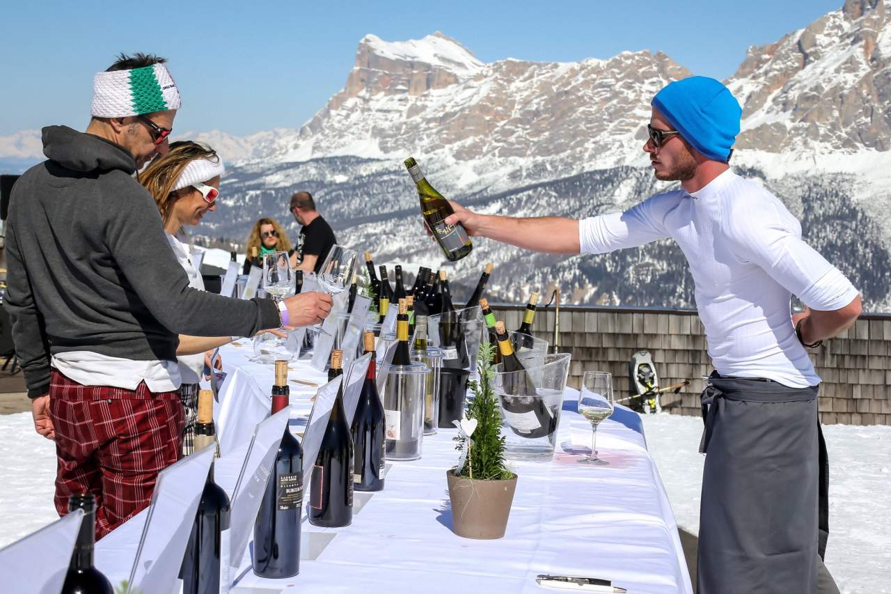 Weinverkostung Skihütte Alta Badia