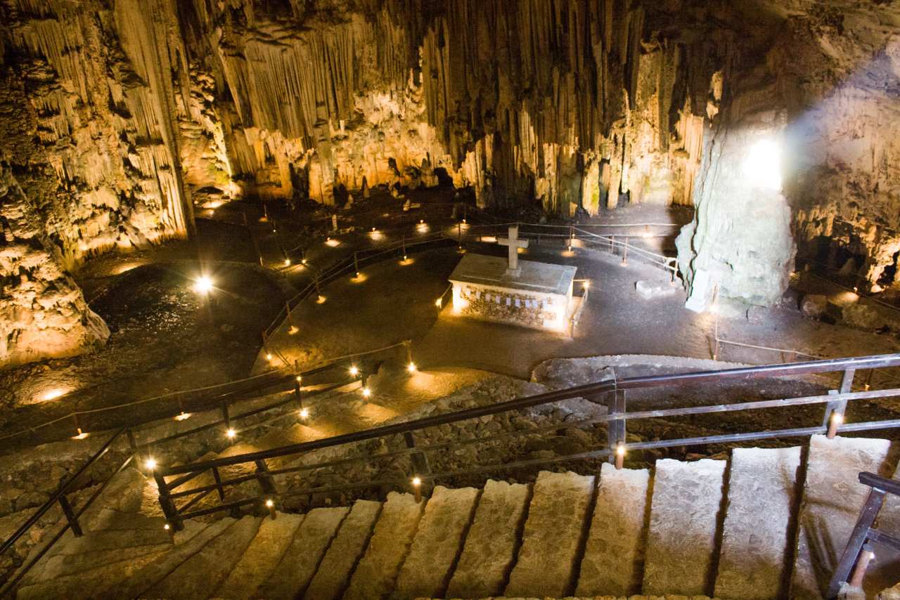 Altar in der Melidoni Höhle