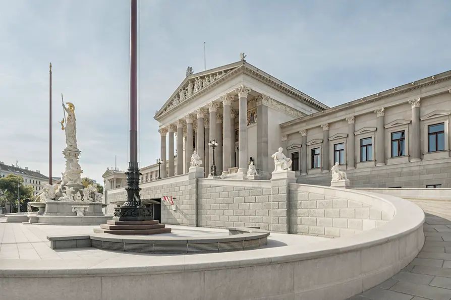 Fassade des Wiener Parlament