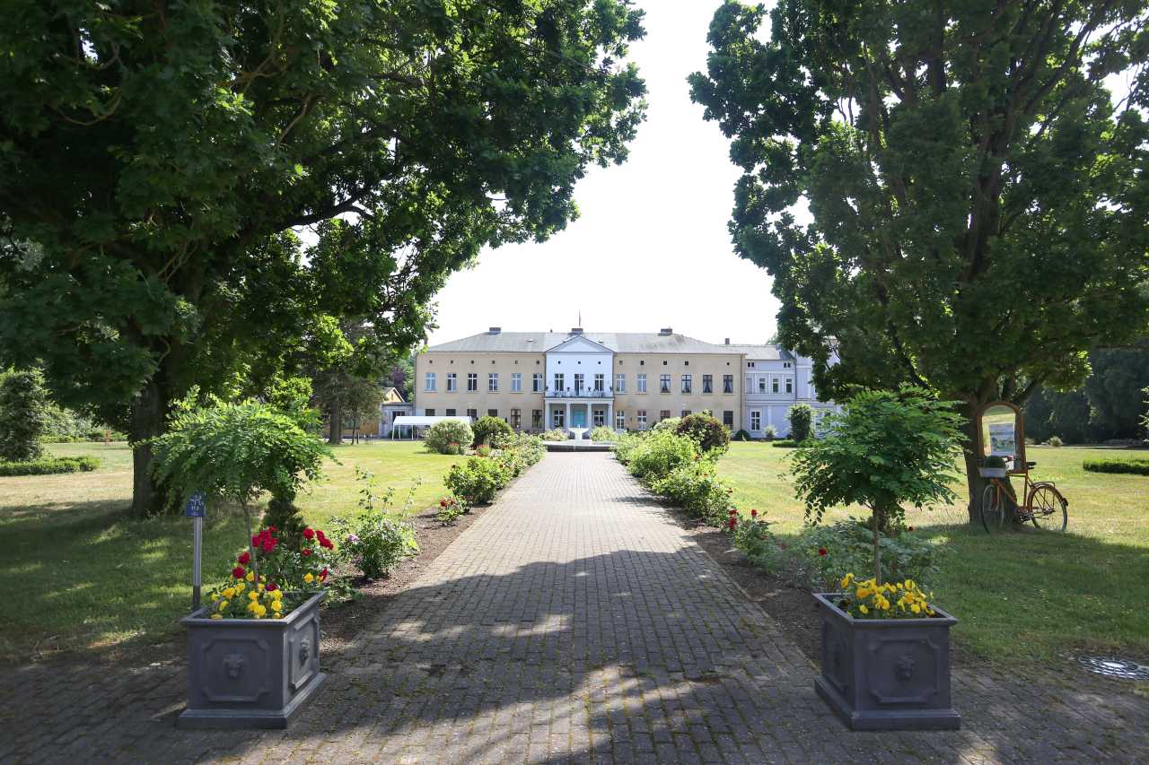 Schloss Semlow MittsommerRemise 2023