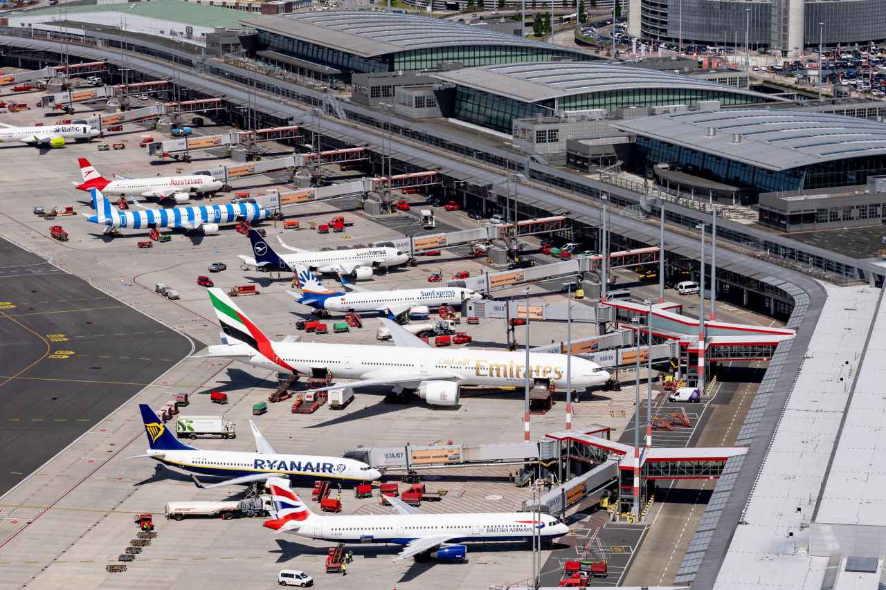 Flughafen Hamburg Ferienstart Sommer 2023