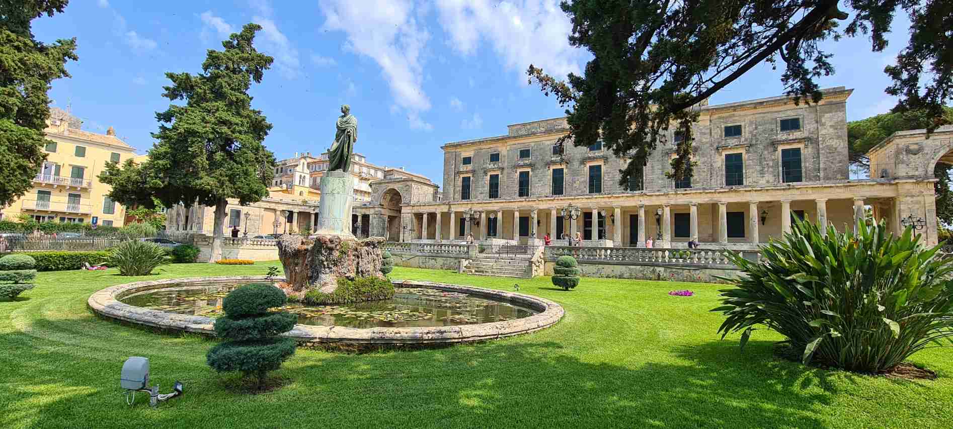 Palast der Heiligen Michael und Georg in Korfu-Stadt