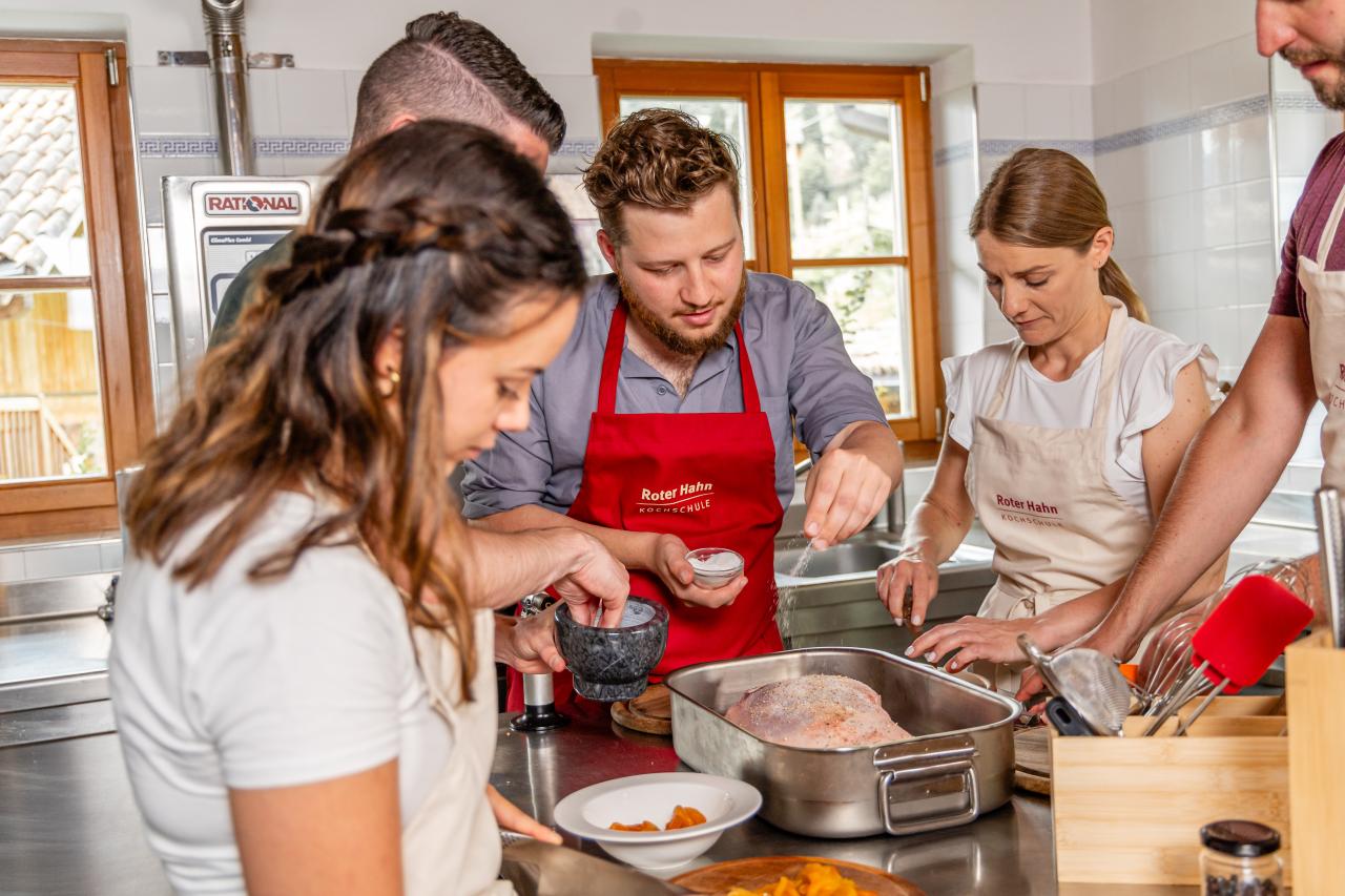 Kochen in Roter Hahn-Kochschule am Föhrnerhof