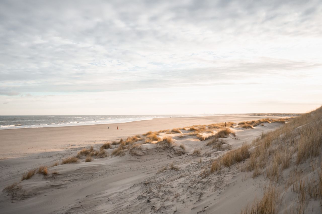 Strand auf Spiekeroog im Frühjahr