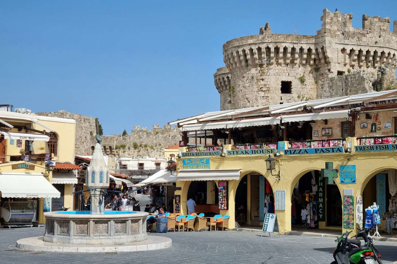 Rhodos Altstadt Antike und Moderne