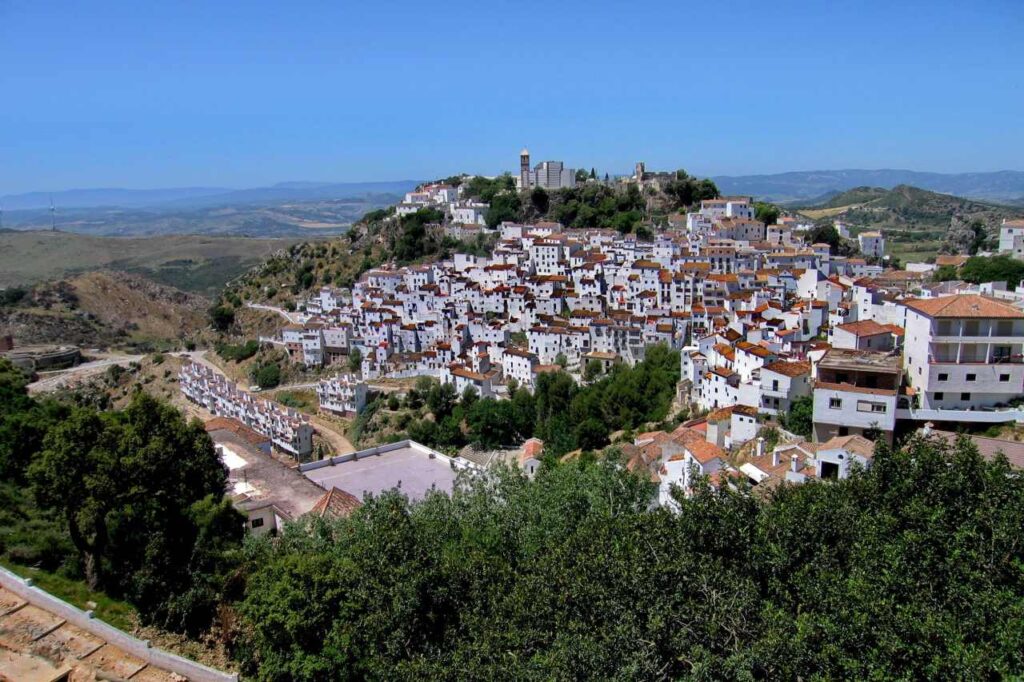 Casares weißes Dorf Andalusien