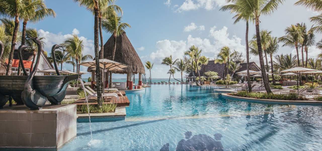 Ambre Mauritius Poollandschaft mit Meerblick